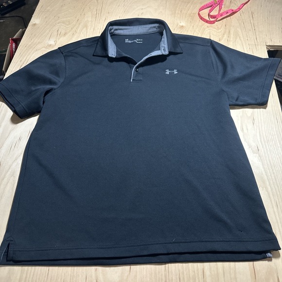 Mens Under Armour Heatgear Loose Fit Short Sleeve Black Polo, Size L - Picture 1 of 8